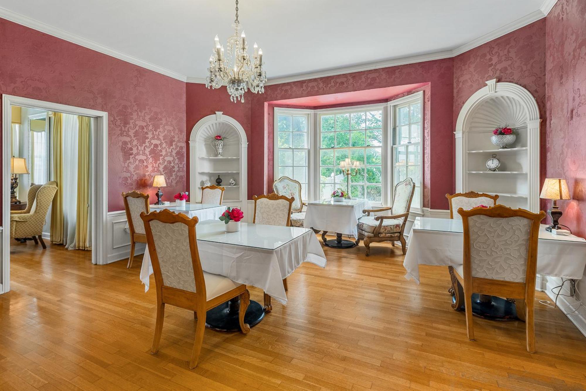 Beland Mansion-Blue Jay Suite! Fort Smith Extérieur photo