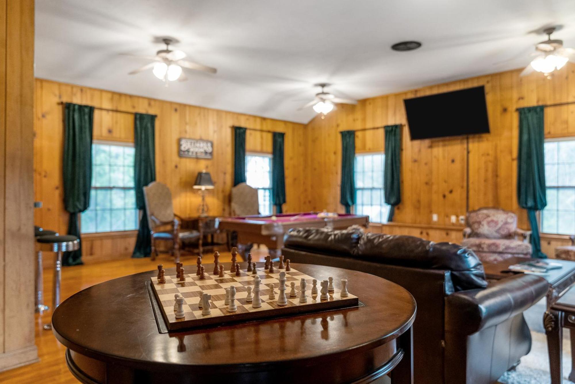 Beland Mansion-Blue Jay Suite! Fort Smith Extérieur photo
